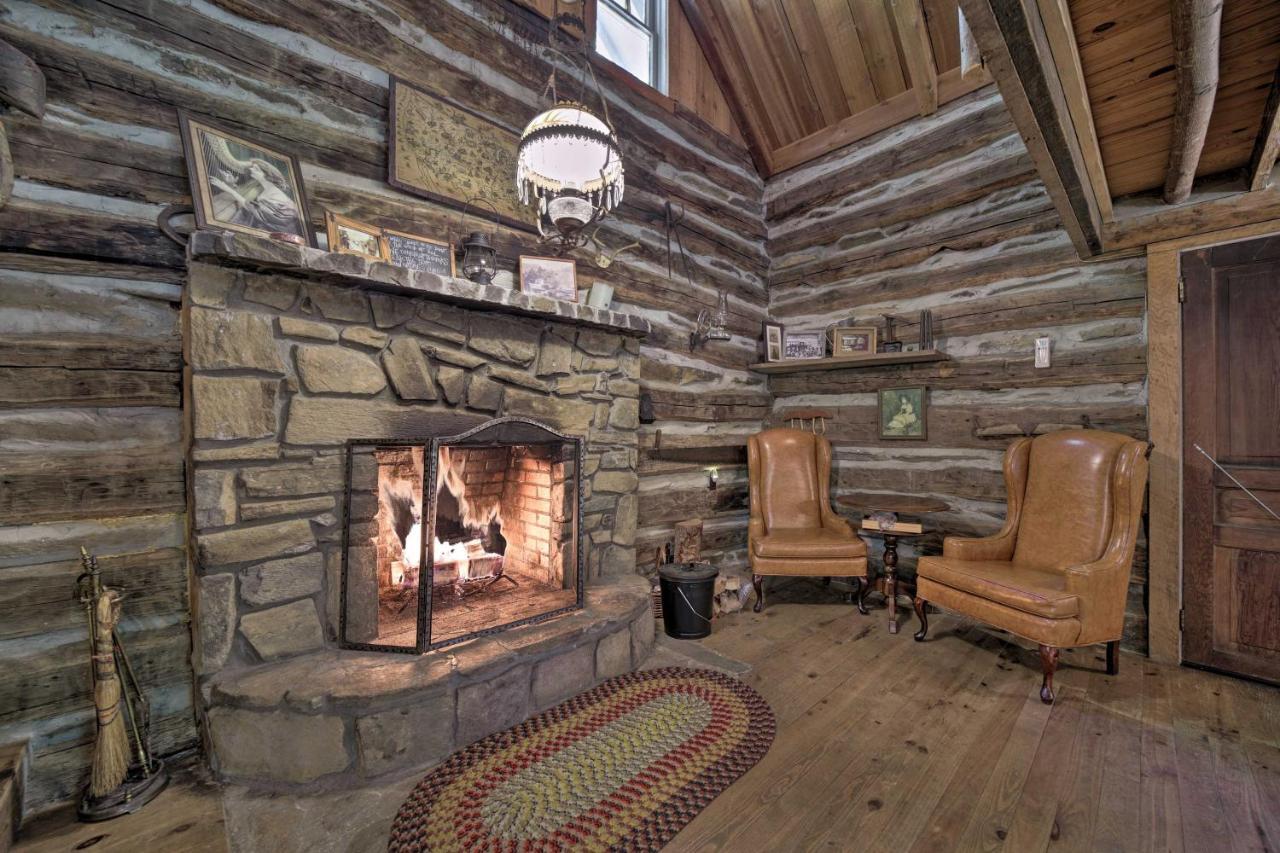 Historic Cabin Grill And Hiking Trail Access! Bryson City Exterior photo