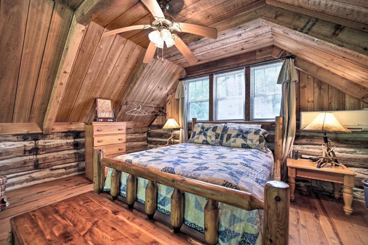 Historic Cabin Grill And Hiking Trail Access! Bryson City Exterior photo